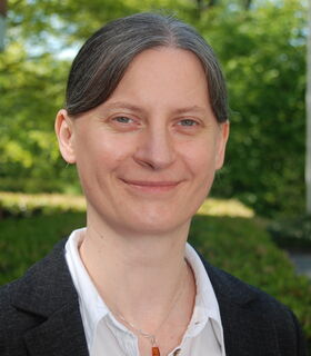 Dr. Marika Harz